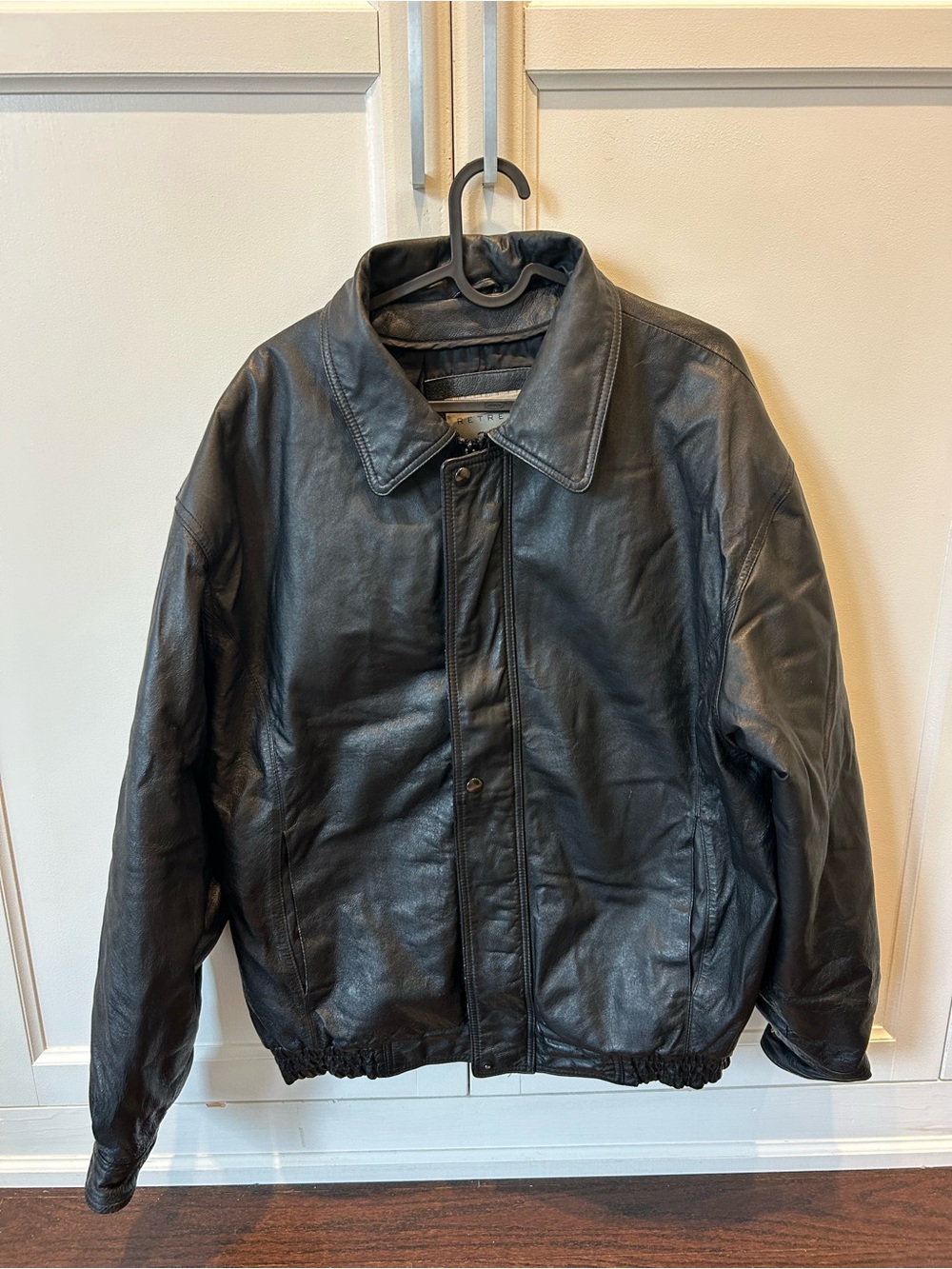 Vintage Classic Black Leather Bomber Jacket